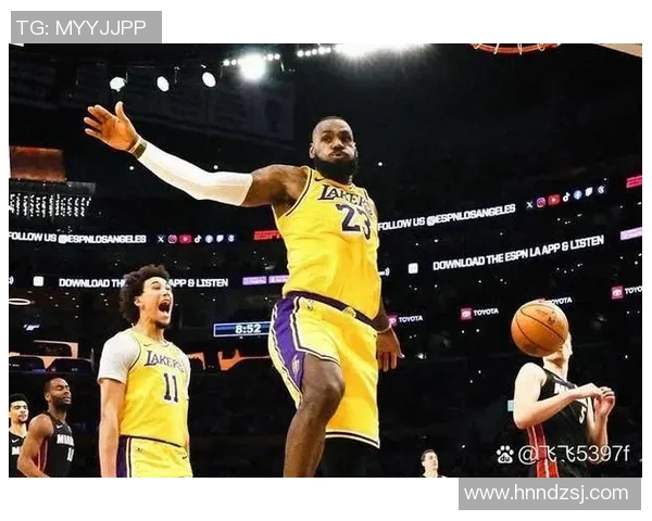 湖人对决热火精彩回顾1月20日比赛视频全程回放与精彩瞬间分析